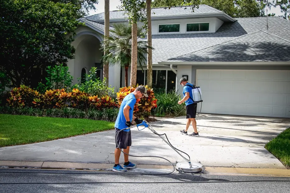 Bradenton Pressure Washing Company, your top choice for exterior washing services in Manatee and Sarasota Counties